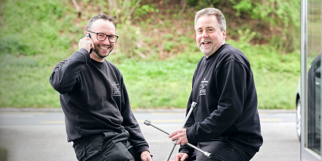 Wohnmobil in der Werkstatt für Service und Wartung in Thun